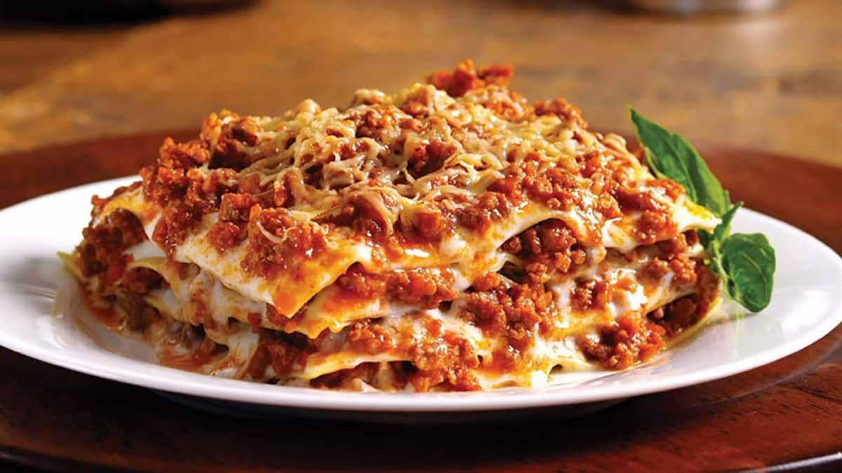  Lasagna in Pakistan; Ground Meat Durum Wheat Cheese (Three Two Layer) 