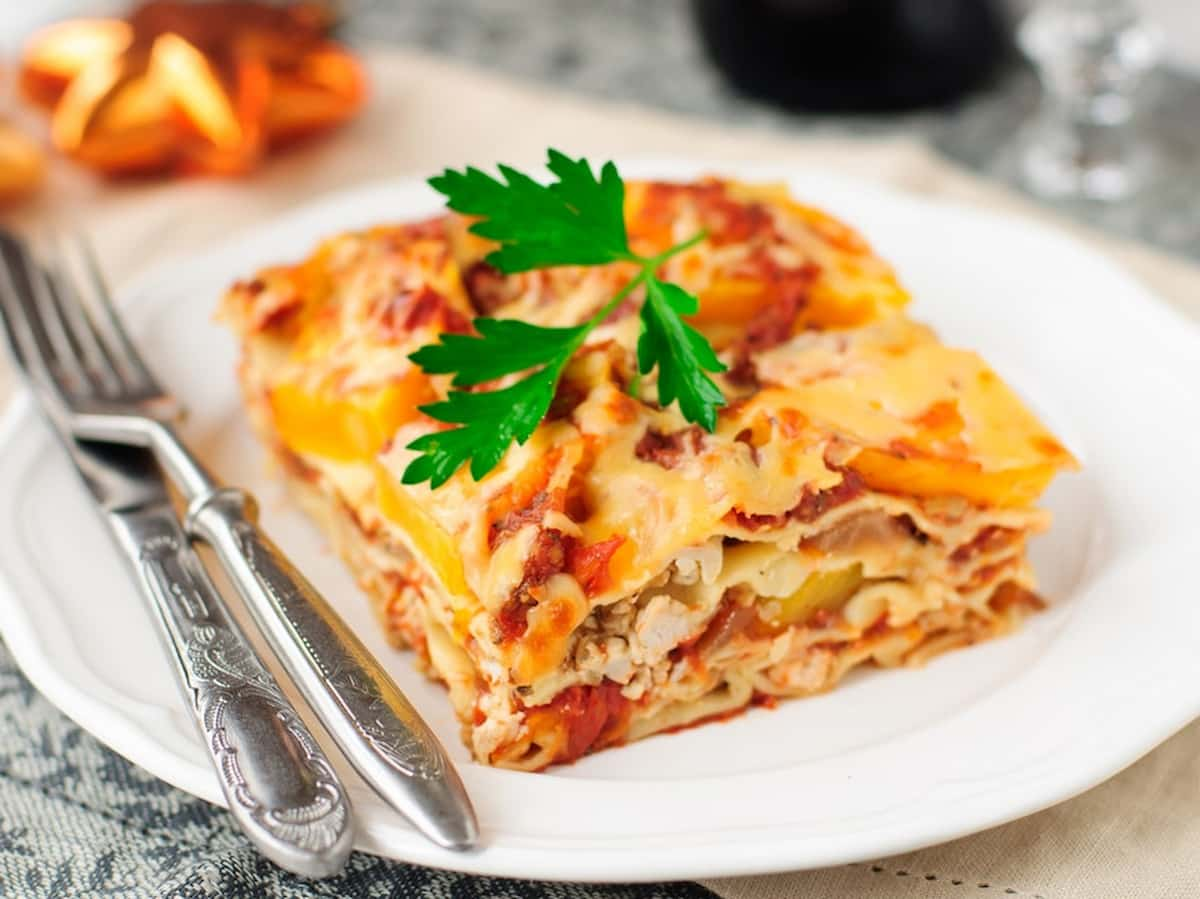  Lasagna in Pakistan; Ground Meat Durum Wheat Cheese (Three Two Layer) 