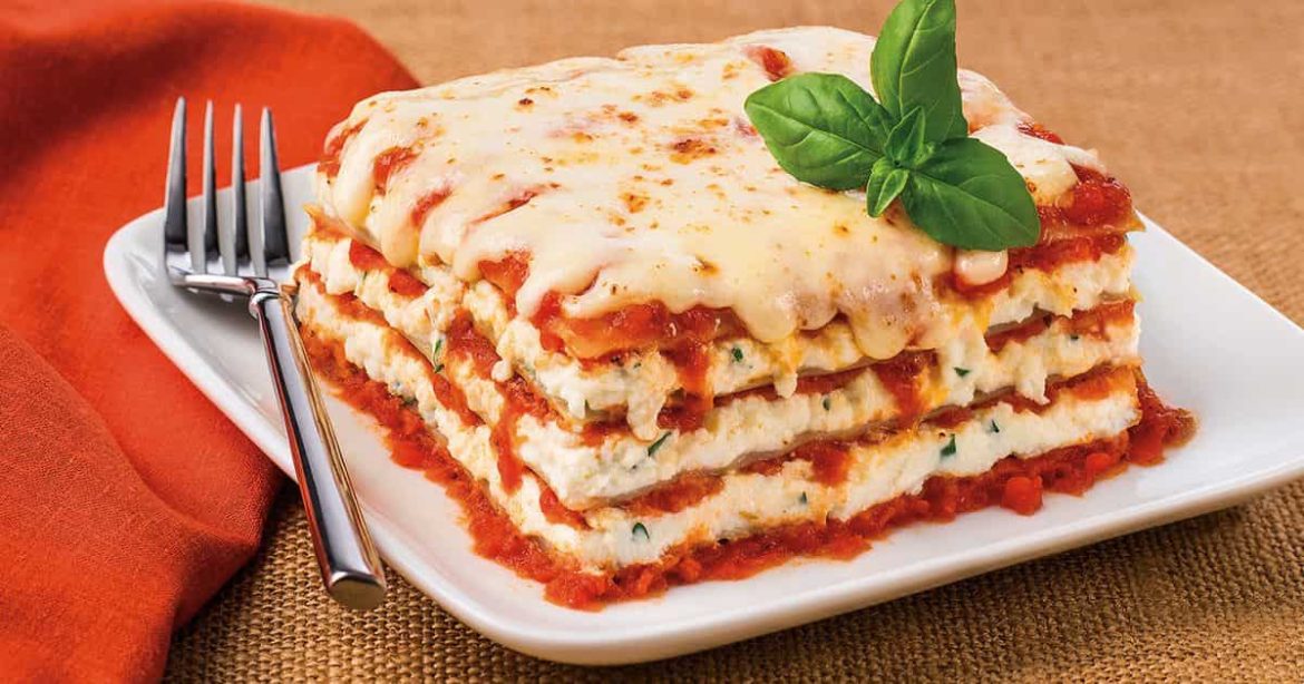 Lasagna in India; Durum Wheat Ground Meat Cheese 2 Layers Ragù Béchamel