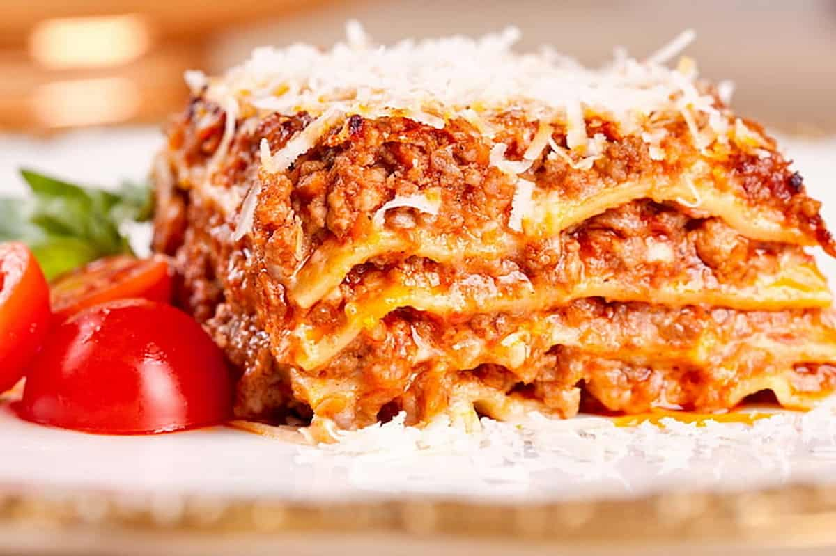  Lasagna in India; Durum Wheat Ground Meat Cheese 2 Layers Ragù Béchamel 